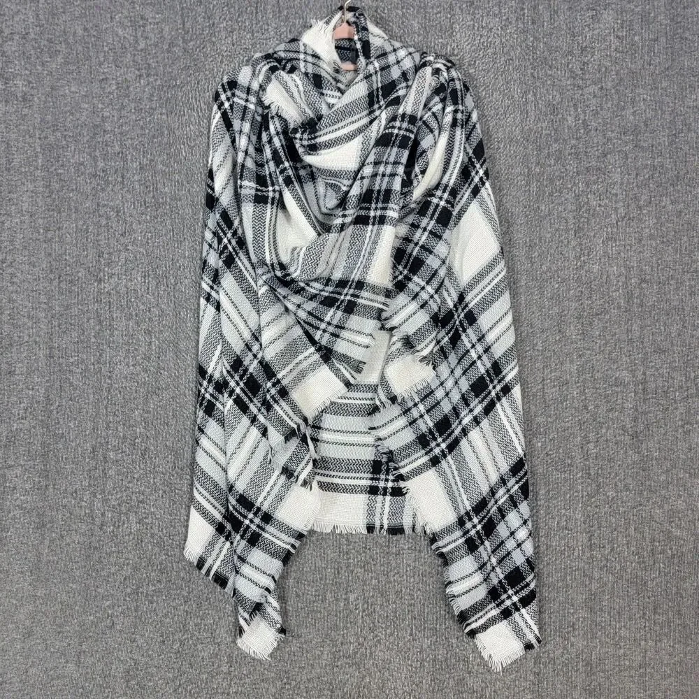 ModCloth Wrap Scarf Womens Black White Tartan Plaid Soft Fringed Shawl 56x28